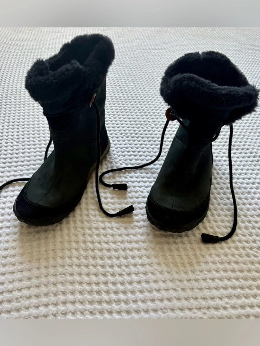 RARE Cushe Boutique Fireside WP Waterproof Boots | Black Leather | Size 6